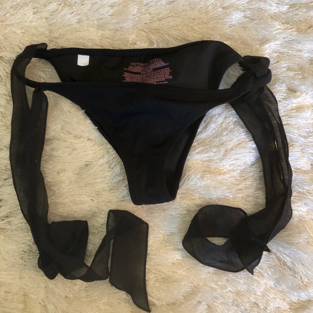 Victoria’s Secret Cheeky Bottoms
